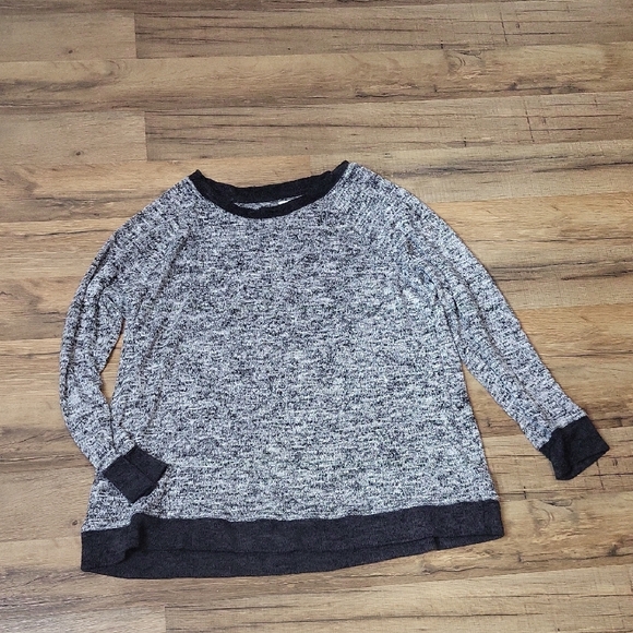 MAURICES Black White Scoop Neck Rayon Blend Lightweight Pullover Sweater - Picture 4 of 7